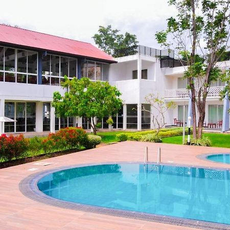 Lavendish Wild Safari Hotel Wasgamuwa ภายนอก รูปภาพ