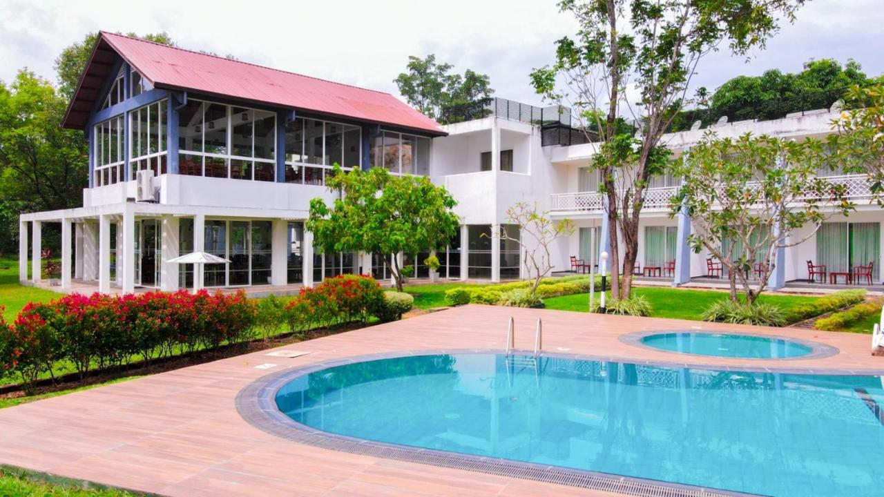 Lavendish Wild Safari Hotel Wasgamuwa ภายนอก รูปภาพ